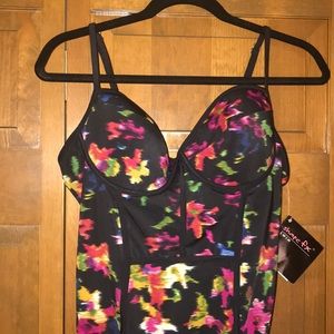 Shape FX control floral swimsuit